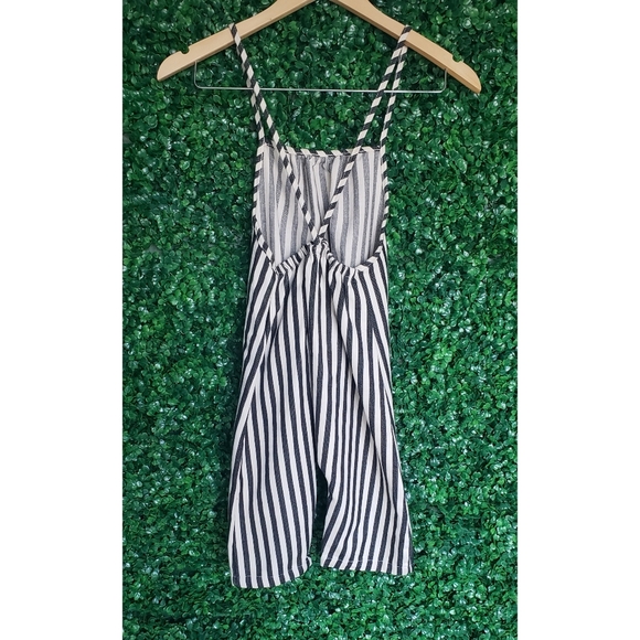 31. 2/$20 NWOT Secodeer black & white stripe harem romper - Picture 3 of 4